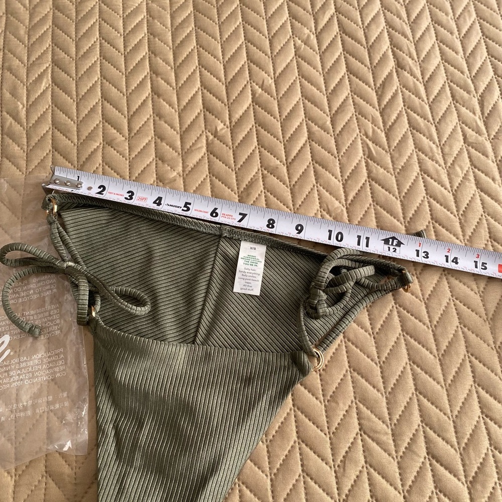 Aerie shine bikini bottoms, size Medium (bottoms only) - Picture 4 of 14